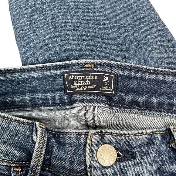Abercrombie & Fitch Harper Ankle Jeans Women's Size 26/2R Blue Low Rise Raw Hem - Picture 12 of 16